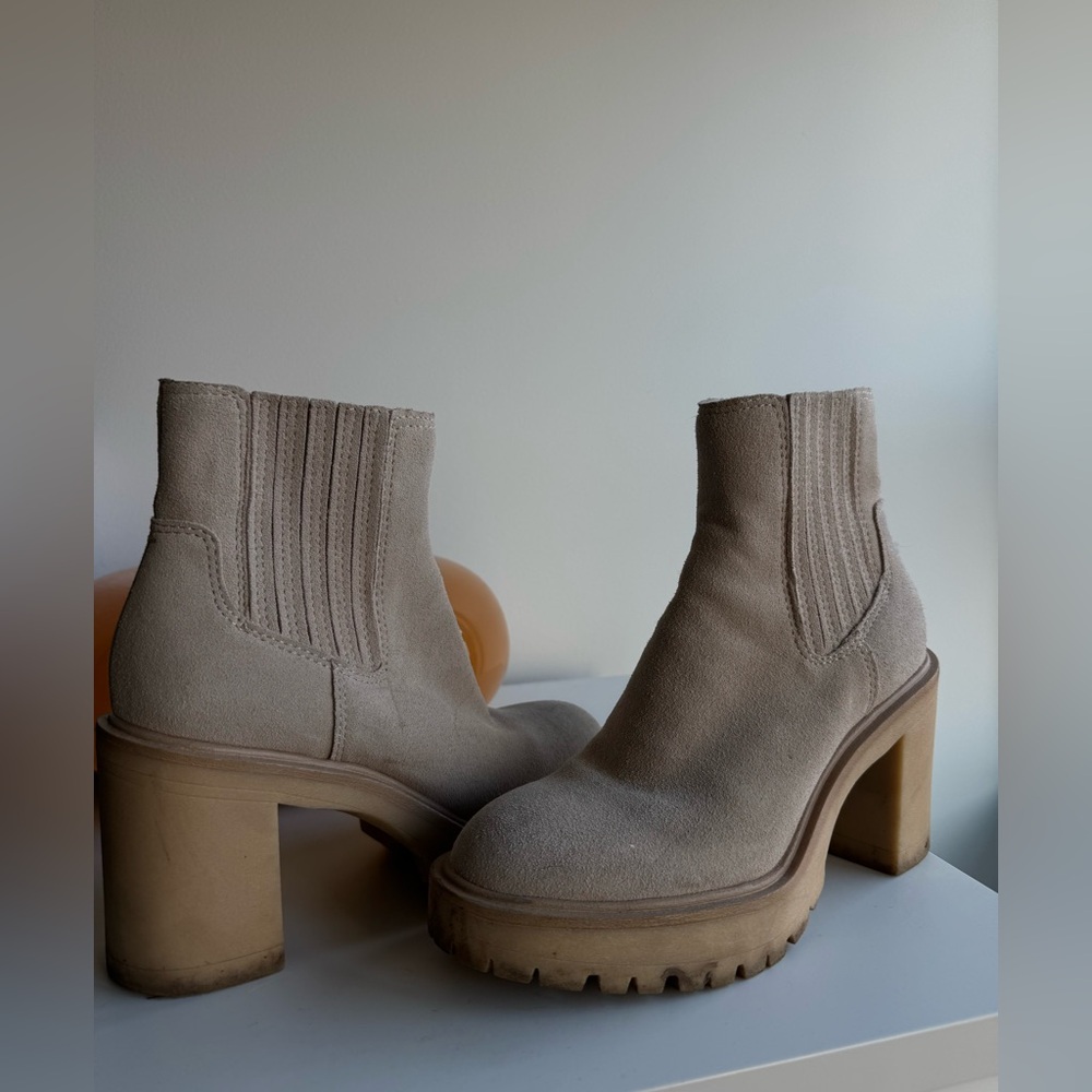 Dolce vita Boots size 6.5